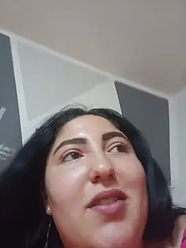 Zeynep_16 stripchat live cam model