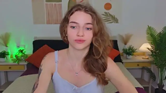 TayloryStar stripchat live cam model