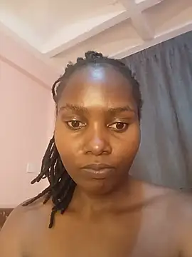 Rilaveta stripchat live cam model