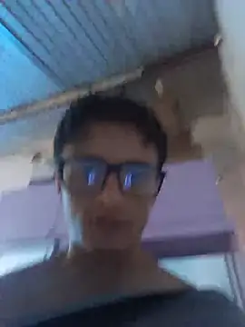 Davitfitnosuke stripchat live cam model