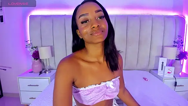 sandy_adaeze stripchat live cam model