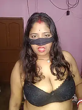 V-Queen-Sohana stripchat live cam model