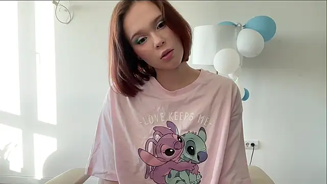 stacyluxxe stripchat live cam model