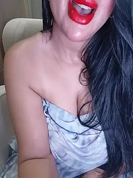 Queen_sousou stripchat live cam model