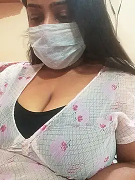BoldNdSleek stripchat live cam model