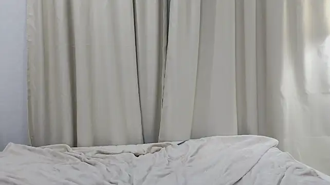 LorisPierro stripchat live cam model