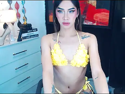 mollygoddess stripchat live cam model
