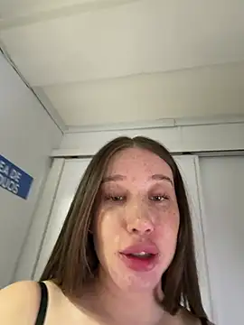 roouse stripchat live cam model