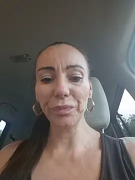 milflovelyxxx stripchat live cam model