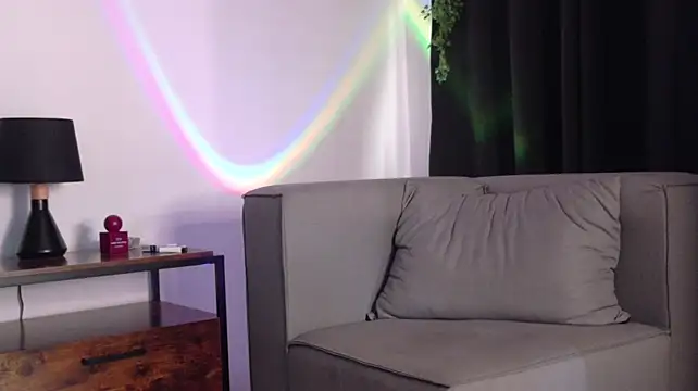BambiiQueen stripchat live cam model