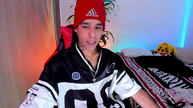 Damianwhite stripchat live cam model