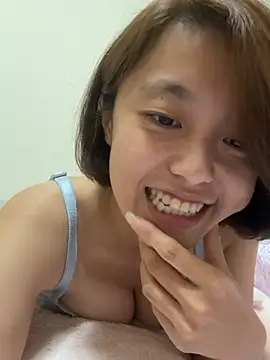ladypaggy stripchat live cam model