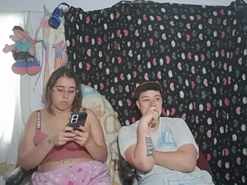 twodoo stripchat live cam model