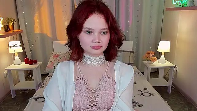 EmilyChaves stripchat live cam model