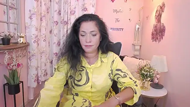MyLovOne stripchat live cam model