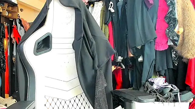 Motherbigbus stripchat live cam model