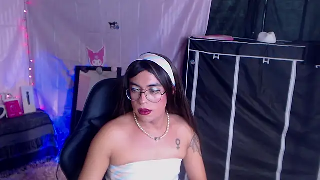 Nikol_Twink02 stripchat live cam model