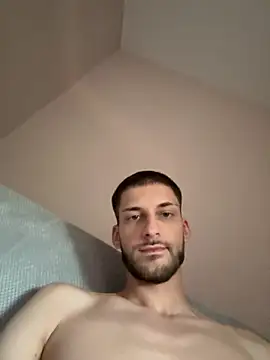 skinnytwink2008 stripchat live cam model
