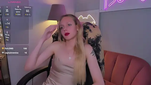 EmmaGilmoree stripchat live cam model