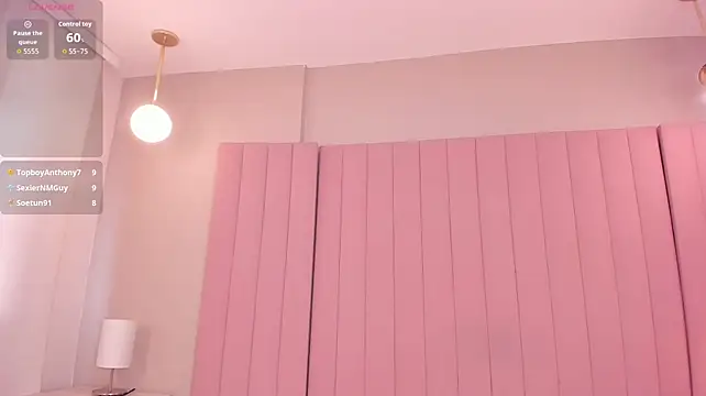 lexarouxx_ stripchat live cam model