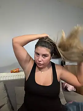 hiddensecretxx stripchat live cam model