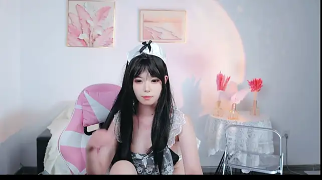 Limerence-01 stripchat live cam model