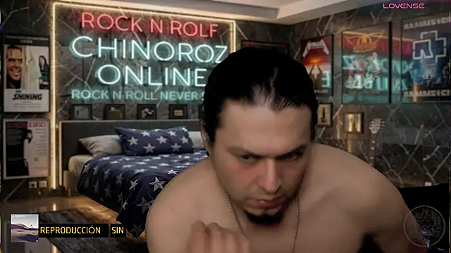 chino_roz stripchat live cam model