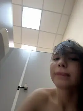 kitty_sixseven stripchat live cam model