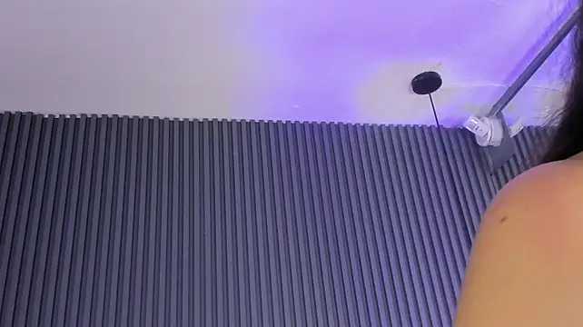 Mia_Hillss stripchat live cam model