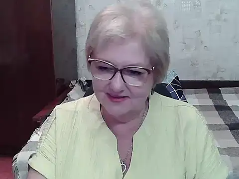Renata62011 stripchat live cam model