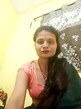 Priti_hote stripchat live cam model