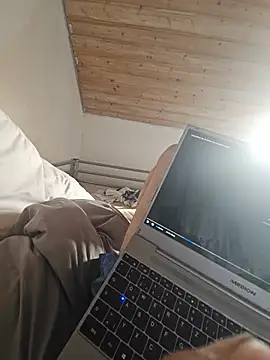 Einstein122 stripchat live cam model
