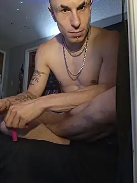 --D-a-D-D-y- stripchat live cam model