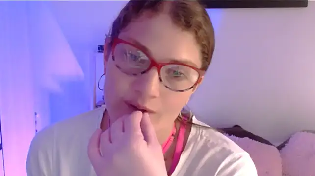 Camila-ventura stripchat live cam model