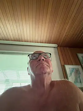 biggandybig stripchat live cam model