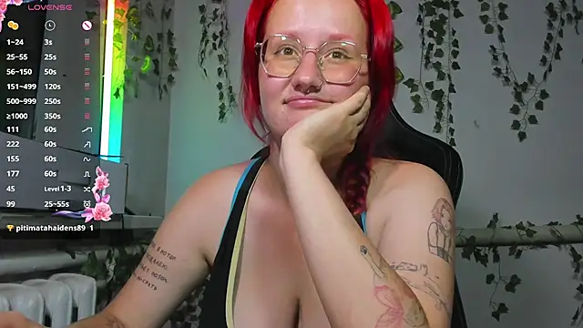 KrisTyBooBsin stripchat live cam model