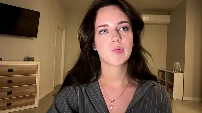 A_Milly stripchat live cam model