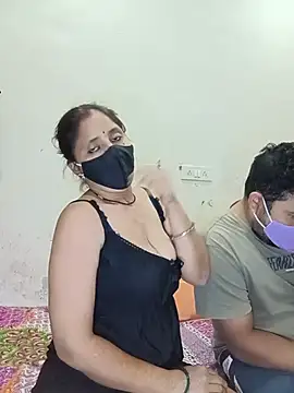 Desi_Friends stripchat live cam model