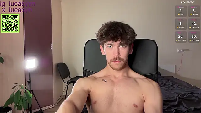 luca_syn stripchat live cam model