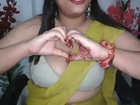 rashmika__ stripchat live cam model