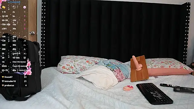 CocoaBarbie stripchat live cam model