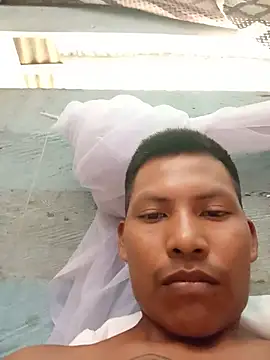 marcos200028 stripchat live cam model