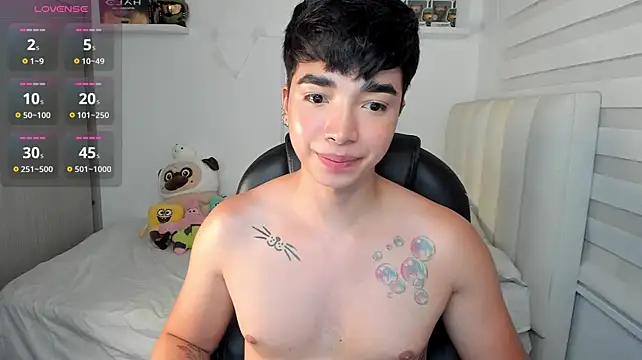 santy7v7 stripchat live cam model