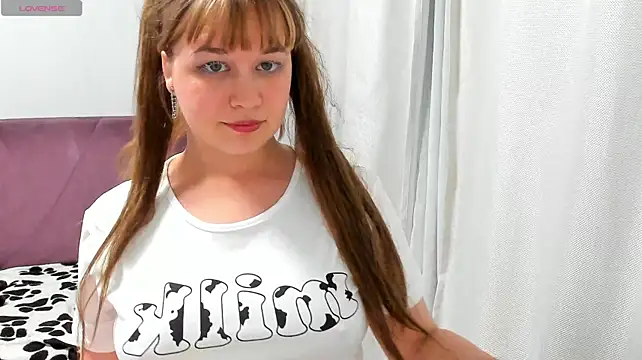 AlicePopsy stripchat live cam model