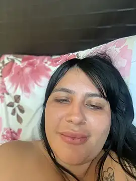 Vicky_Sixx stripchat live cam model