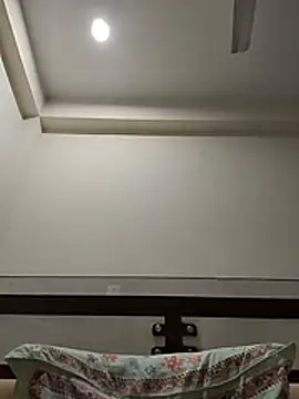 Realcumshow stripchat live cam model