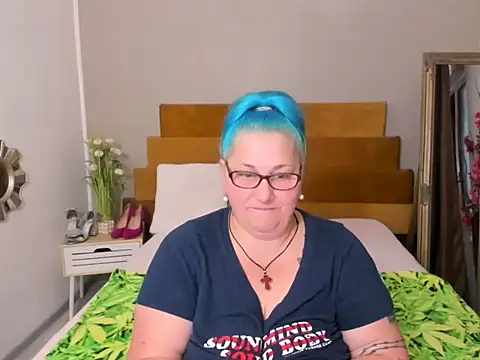 Sugarmommy_69X stripchat live cam model