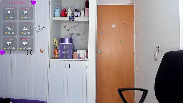 Marce_22 stripchat live cam model