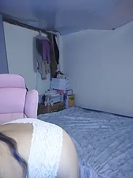 Yinzing_502 stripchat live cam model