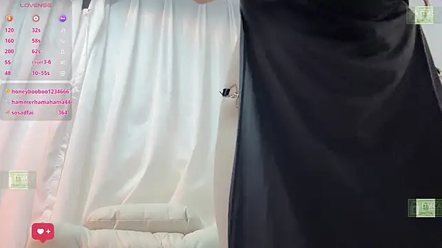 Yoyo_520 stripchat live cam model